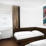 Stadthotel 3*
