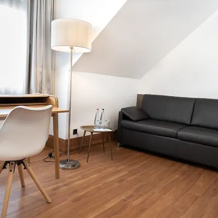 Stadthotel Hotel 3*