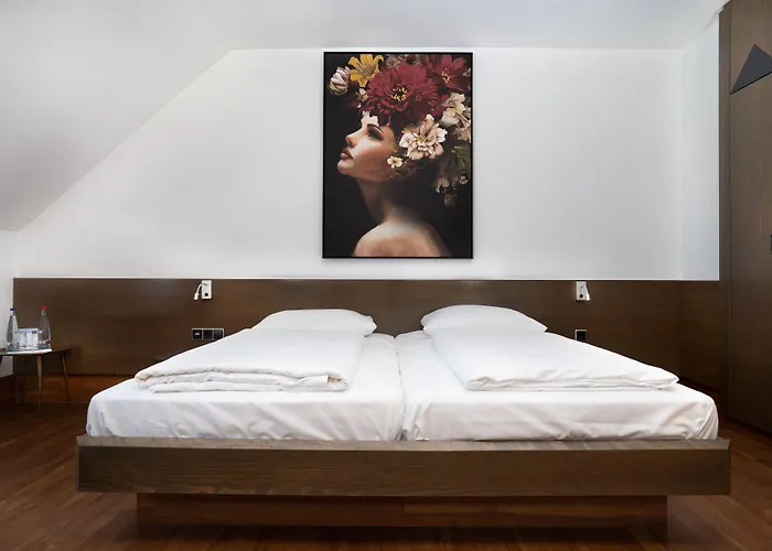 Stadthotel 3* هايلبرون